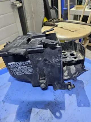 Caja Batería Honda CBR 600 F2