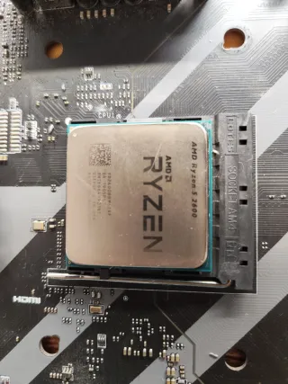 Placa MSI B350 Tomahawk + Ryzen 5 + WiFi + GTX1050