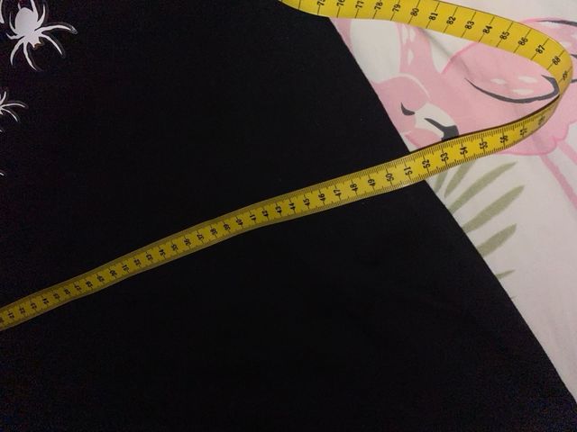 Vestido niña murciélago y arañas lentejuelas