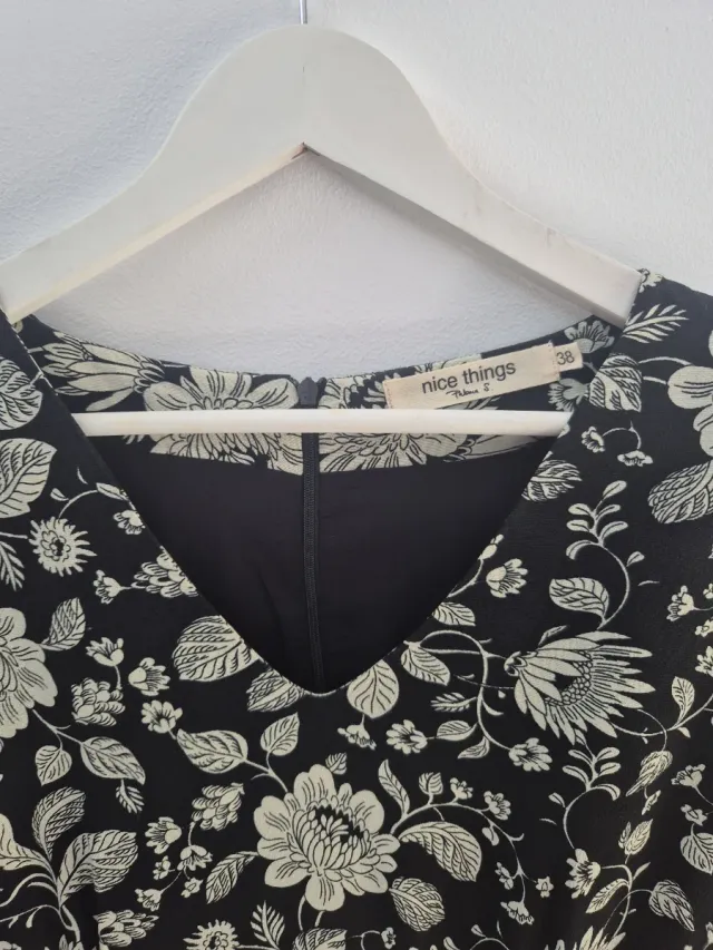 Vestido estampado floral manga larga