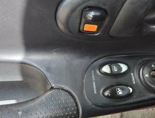 Hyundai mando elevalunas coupe (j2) 1.6 fx 5046525