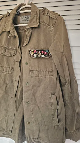 Sobrecamisa Zara con brillos
