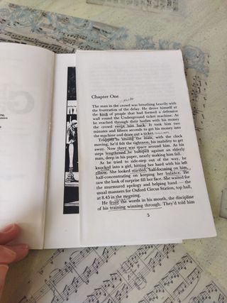 Harry's Game (English Library)