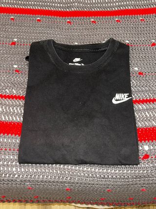Camiseta Nike Negra