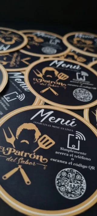 Stickers Personalizados con QR y tecnología NFC