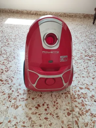 Aspiradora Rowenta Compact Power Roja