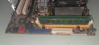 Placa base AMD con procesador AMD X2 A 4200
