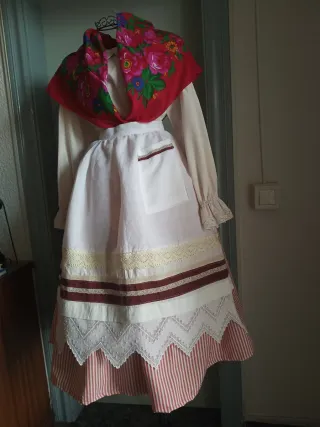 Traje Regional Baturra Niña
