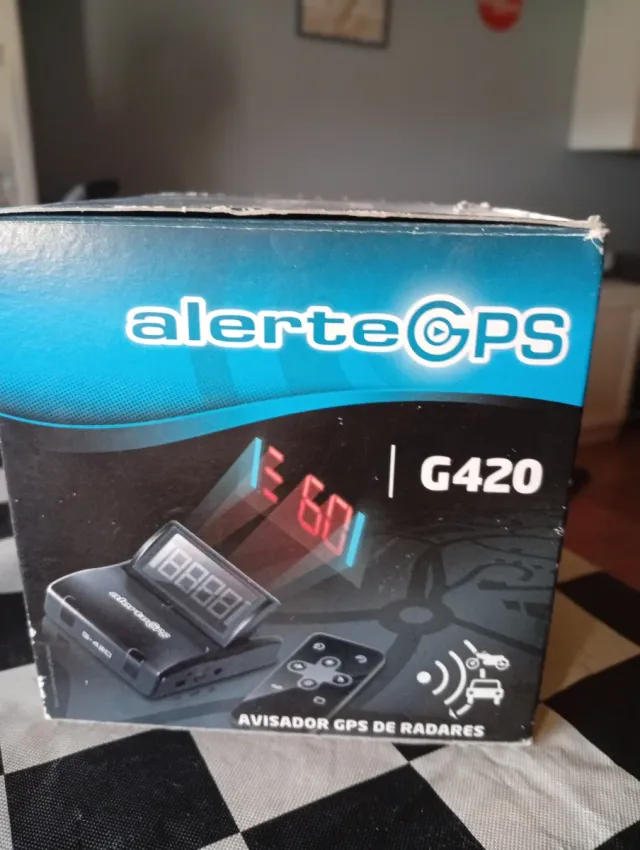 AlerteGPS G420 Avisador GPS de Radares