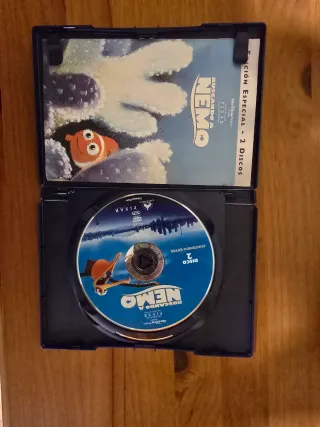 Buscando a Nemo Edición Especial DVD
2 DISCOS.
