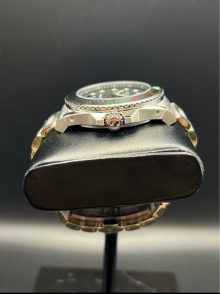 Reloj Gucci Dive Hombre Negro/Plata
