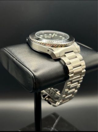 Reloj Gucci Dive Hombre Negro/Plata