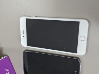 Lotto 4 smartphone rotti: iPhone, LG, Samsung 