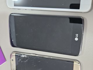 Lotto 4 smartphone rotti: iPhone, LG, Samsung 