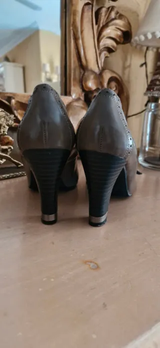 Zapatos Mustang Talla 41 Charol Gris