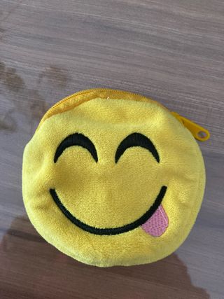Monedero emoji cara sonriente suave