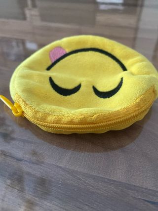 Monedero emoji cara sonriente suave
