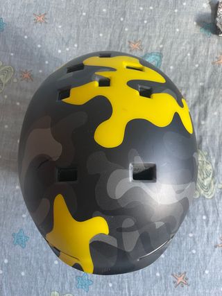 Casco Snowboard prosurf Camuflaje Negro y Amarillo