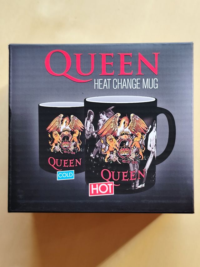 Taza Queen "Heat Change Mug"