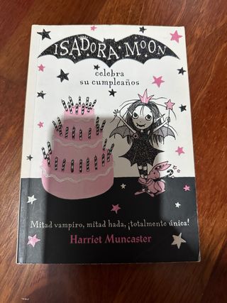 Libro Isadora Moon celebra su cumpleaños