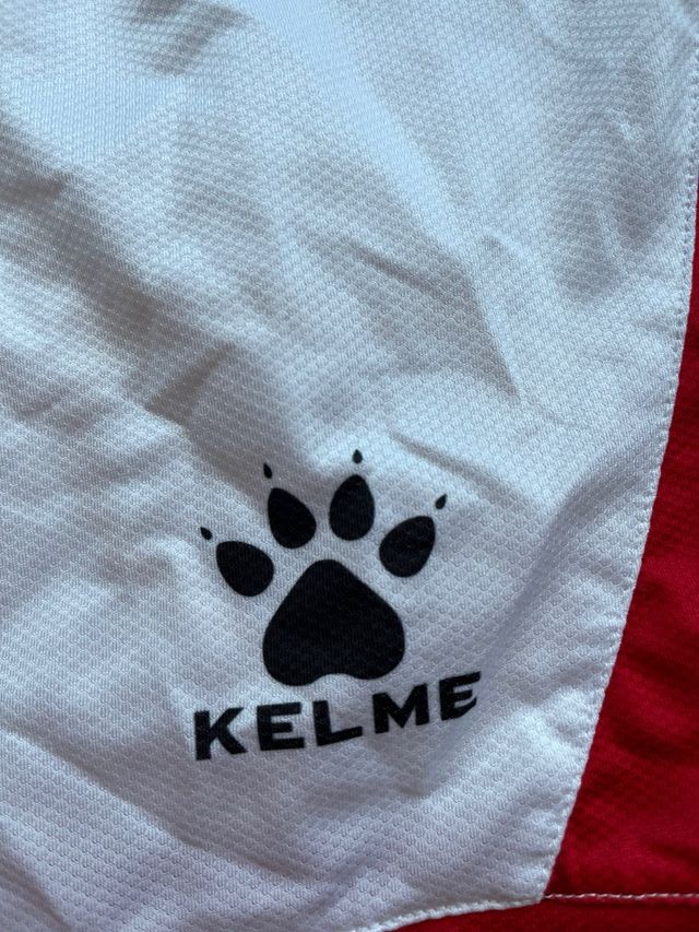 Pantalón corto Rayo Vallecano Kelme Talla 12 años