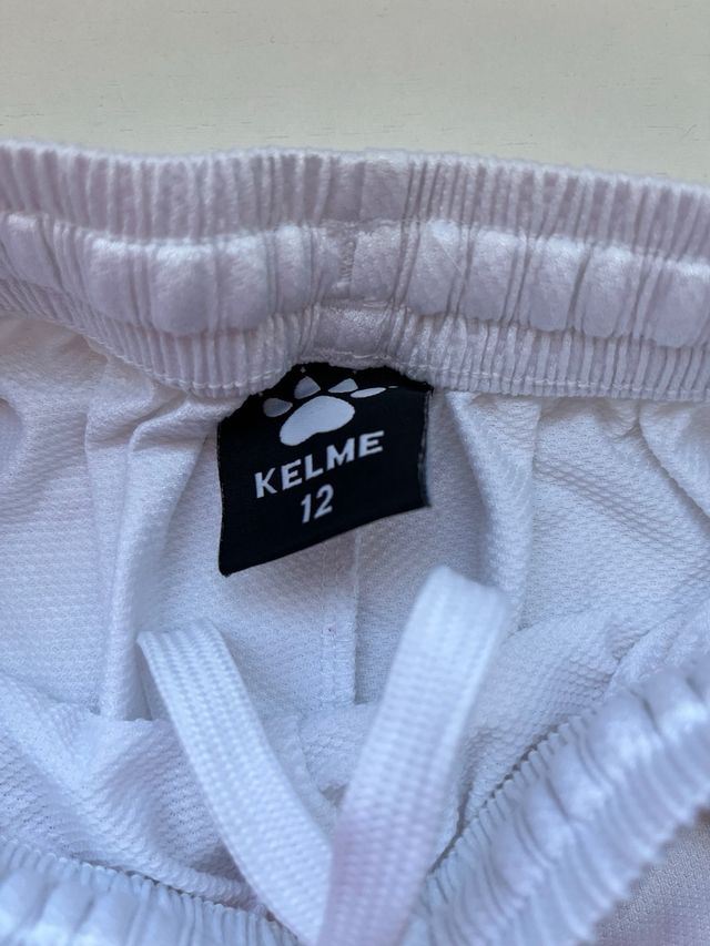 Pantalón corto Rayo Vallecano Kelme Talla 12 años