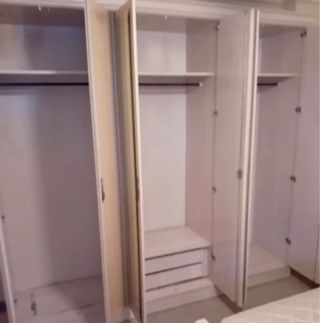 Armario 5 puertas con cabecero y cama 1,35