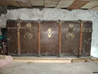 Baúl antiguo coleccionista