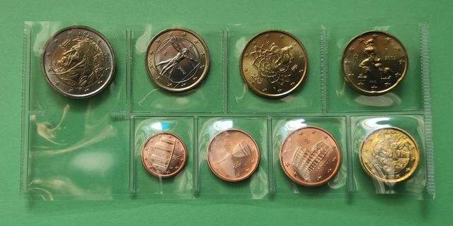 Serie monete Euro 2002 ITALIA