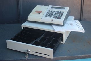 Registratore di cassa Wincor Nixdorf con cassetto