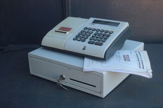 Registratore di cassa Wincor Nixdorf con cassetto