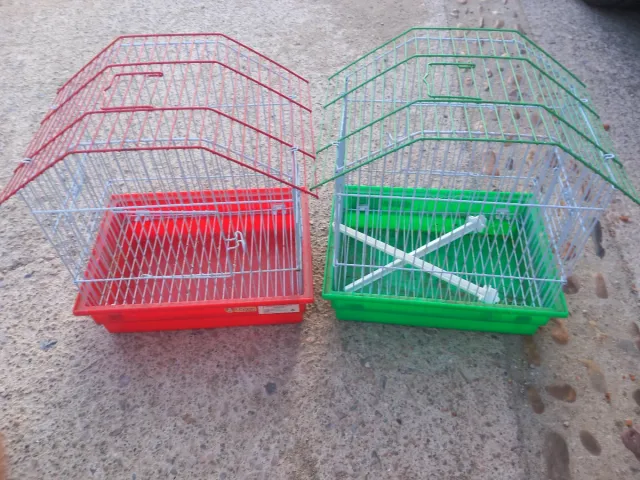 Jaulas para pájaros (roja y verde)