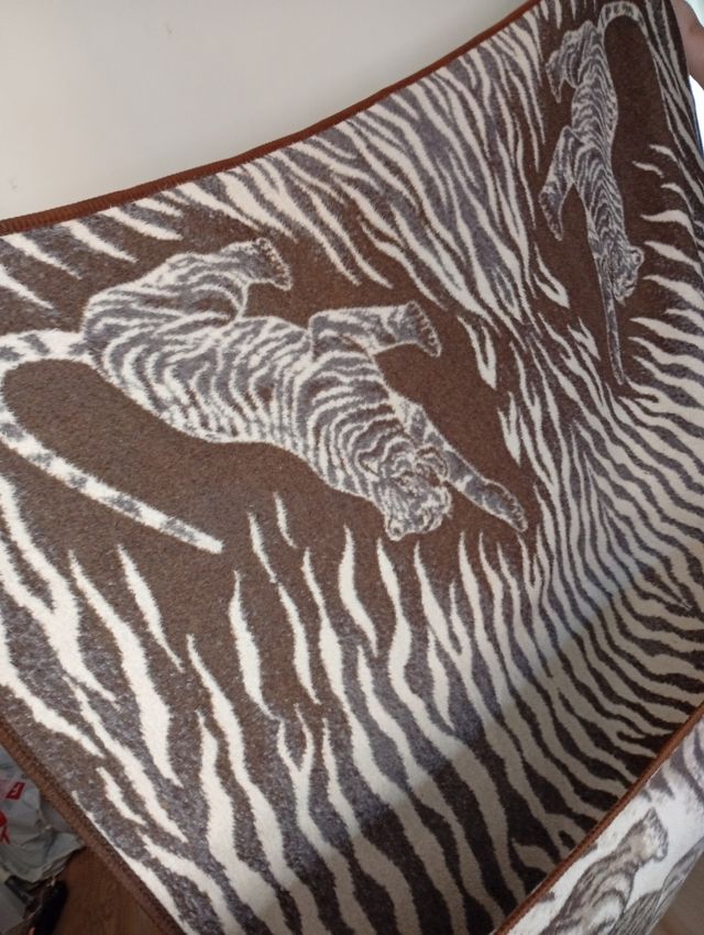 Manta Panteras Vintage Marrón