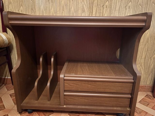 Mueble TV madera antiguo