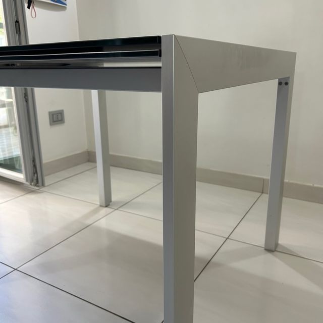 Tavolo 90x90 allungabile 180 cm