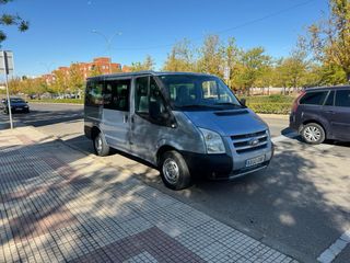 Ford Transit 2010