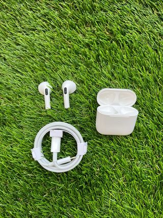 AirPods iPhone