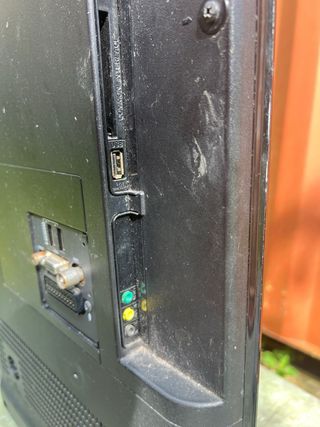 Sharp LC-40LE510E LCD TV - Piezas