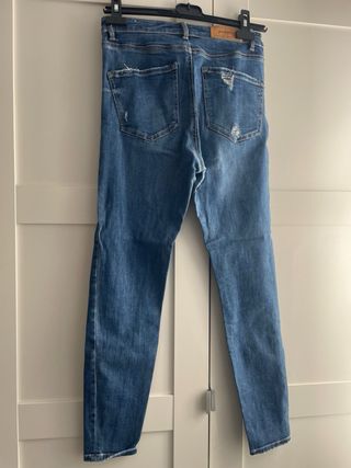 Vaqueros pitillo talla 38