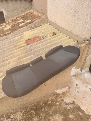 Asiento de coche negro
