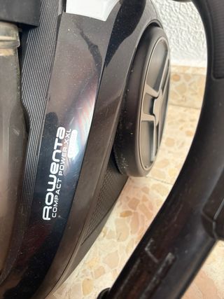 Aspiradora Rowenta Compact Power XXL