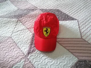 Gorra Ferrari Roja