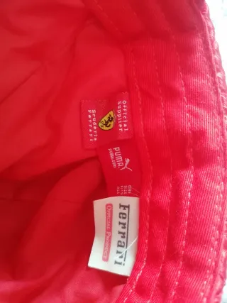 Gorra Ferrari Roja