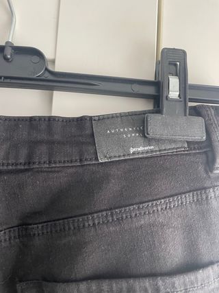 Vaqueros cargo Stradivarius talla L