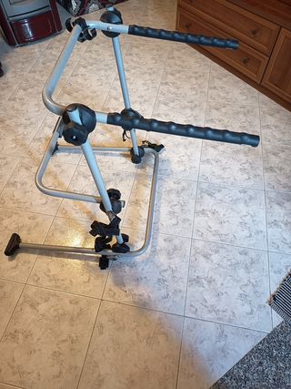 Portabici universale per auto
