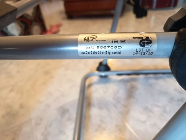 Portabici universale per auto