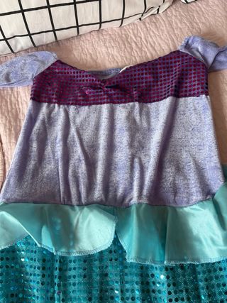 Disfraz de sirena para niños/as de 9 a 12 años.