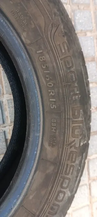 Neumático coche
