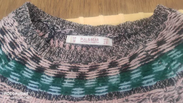 Jersey Pull and Bear gris y rosa