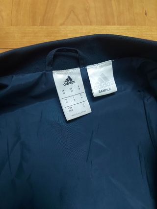 Chaqueta Real Madrid talla M